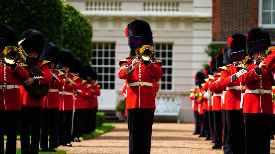 A band regiment of the King's Guards