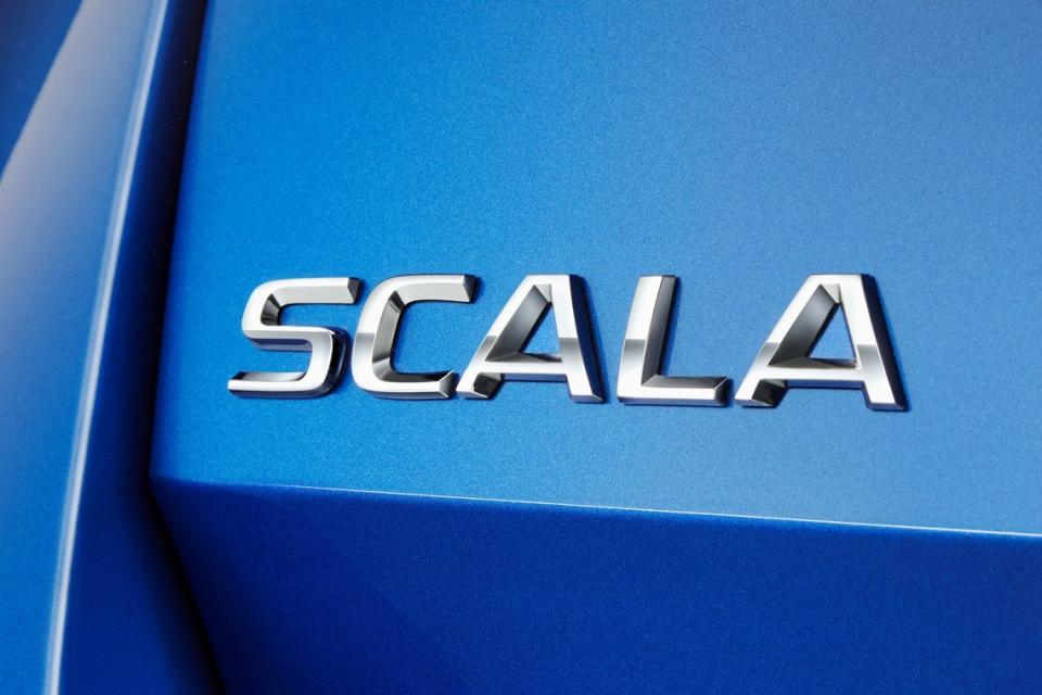 <p>Durch einen längeren Radstand wollen die Tschechen ihr Markenzeichen auch beim Scala voll zur Geltung bringen: üppigen Stauraum. Wer viel transportieren will und dennoch ein kompaktes Fahrzeug haben möchte, liegt mit dem neuen Scala genau richtig. </p>