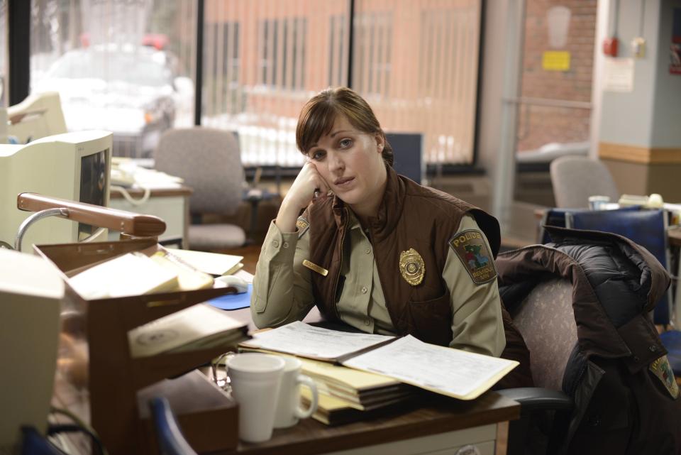 This image released by FX shows Allison Tolman as Molly Solverson in a scene from "Fargo." The 10-episode season premieres Tuesday at 10 p.m. EDT on FX. (AP Photo/FX, Chris Large)