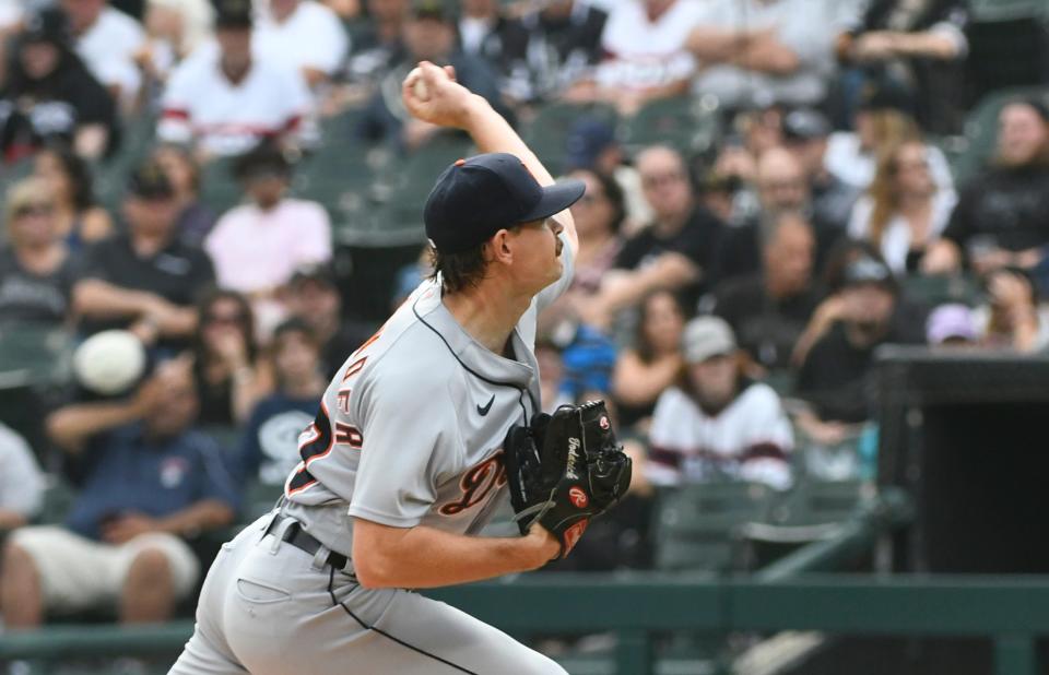 Detroit Tigers starting pitcher Tyler Alexander (70) delivers during the first inning of a baseball game against the Chicago White Sox, Sunday, Oct. 3, 2021, in Chicago.