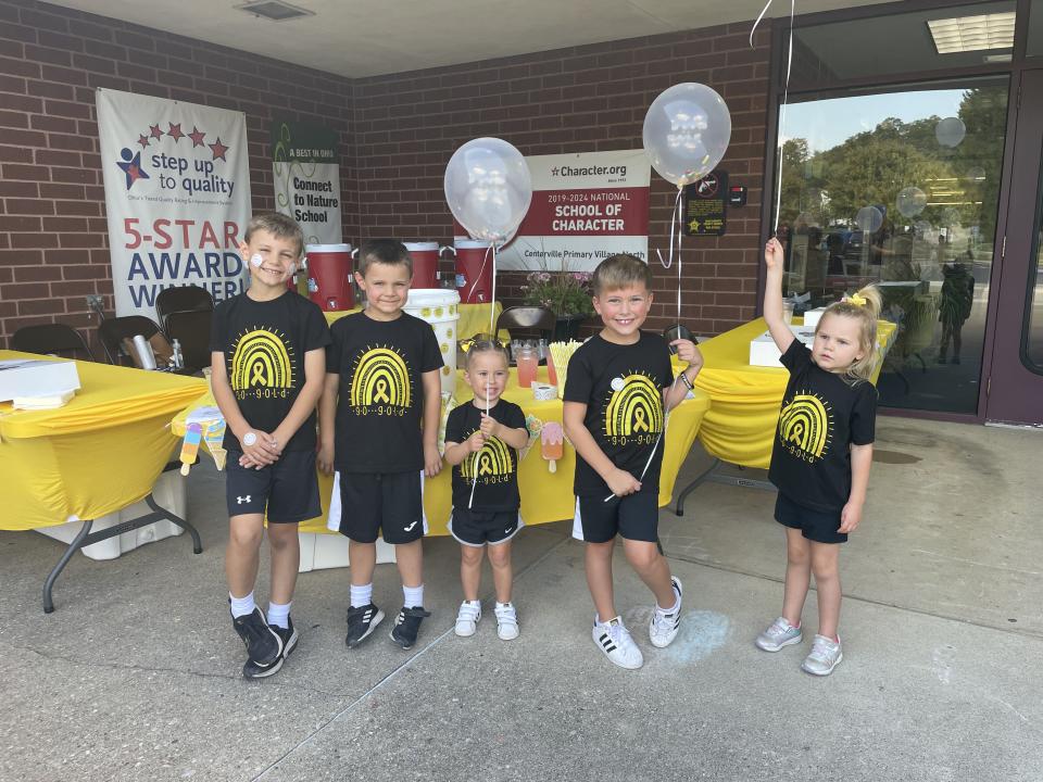 Centerville Kindness Kids lemonade stand