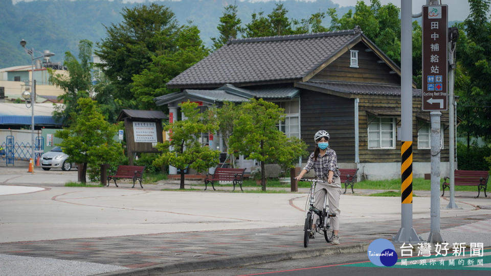 參山管理處建議親子春遊騎單車。（參山國家風景區管理處提供）