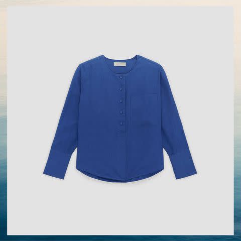 <p>Everlane</p>