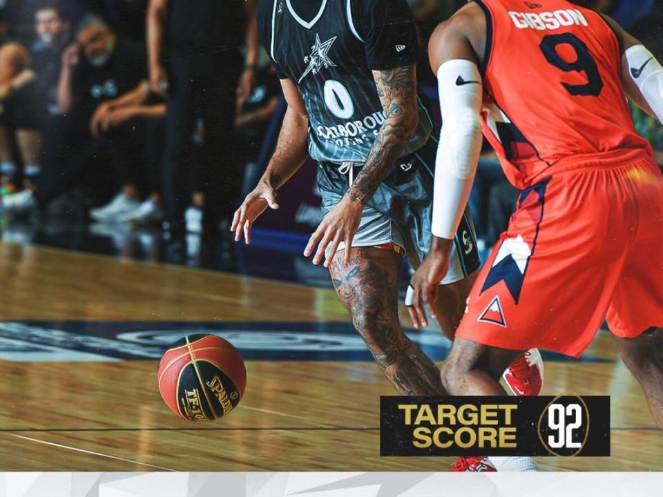 Fraser Valley Bandits guard Shane Gibson (9) defends Scarborough Shooting Stars guard Jalen Harris during a 92-89 Bandits win on Saturday night. (@CEBLeague/Twitter - image credit)