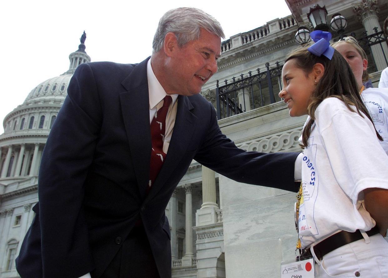 The late Bob Graham represented the best of Florida's public servants.