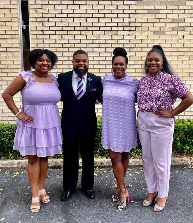 From left to right, Ariel Anderson, Alton Anderson, Tamika Anderson and Ashlyn Anderson, all matching in lavender.