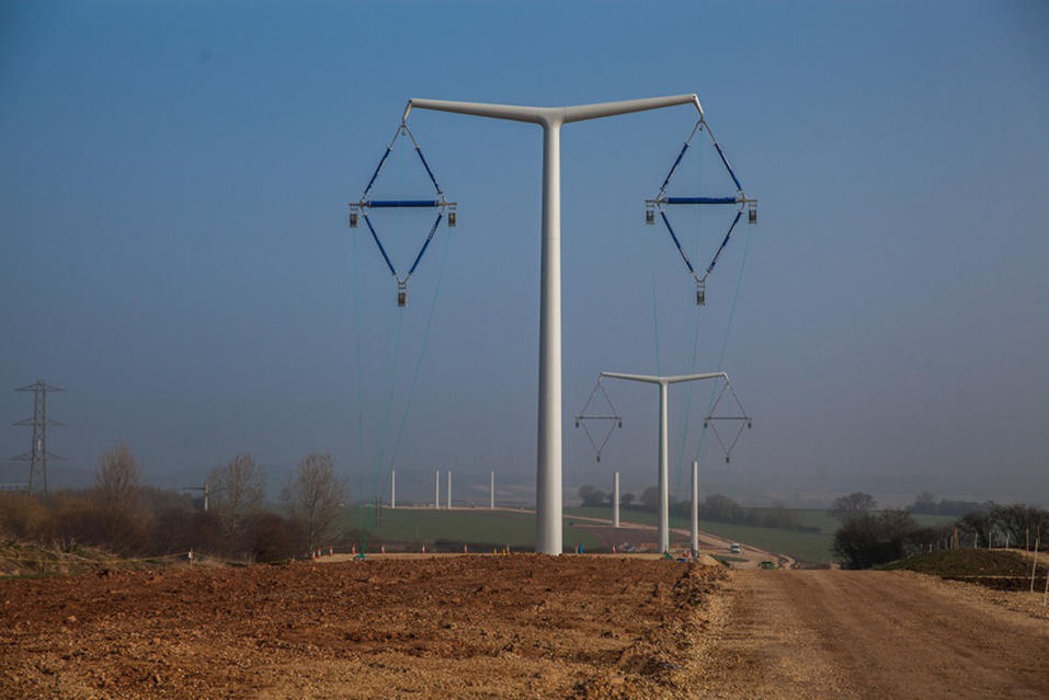 Vew T-pylon Nottinghamshire National Grid