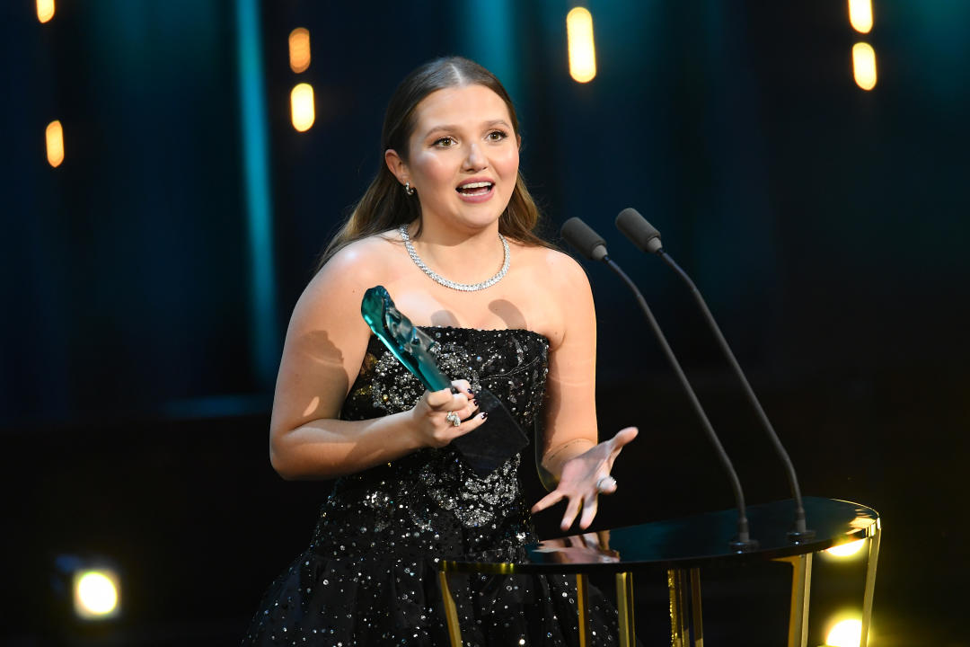 LONDON, ENGLAND - FEBRUARY 18: Mia McKenna-Bruce accepts the EE Rising Star Award during the 2024 EE BAFTA Film Awards, held at the Royal Festival Hall on February 18, 2024 in London, England. (Photo by Joe Maher/BAFTA/Getty Images for BAFTA)