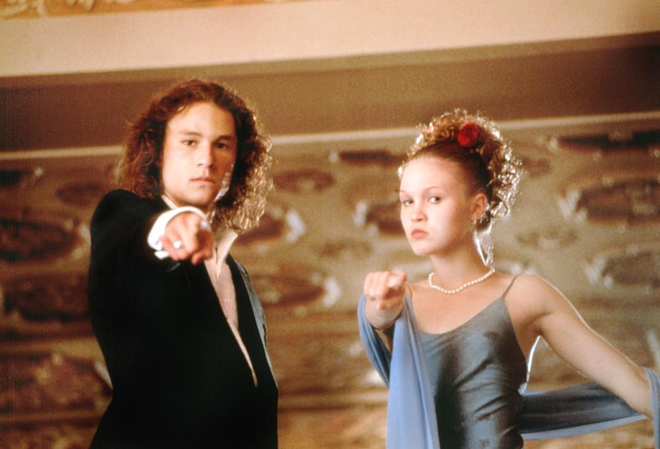 <h1 class="title">10 THINGS I HATE ABOUT YOU, (aka TEN THINGS I HATE ABOUT YOU), Heath Ledger, Julia Stiles, 1999</h1><cite class="credit">©Buena Vista Pictures/Courtesy Everett Collection</cite>