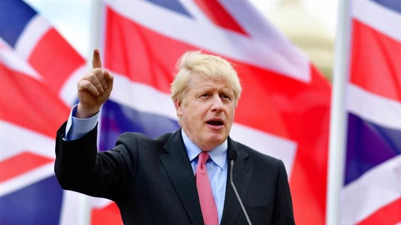 英國首相強生（Boris Johnson）宣布，將成立科學與技術戰略辦公室，目標讓英國成為科學超級大國。   圖：取自其臉書（資料照）
