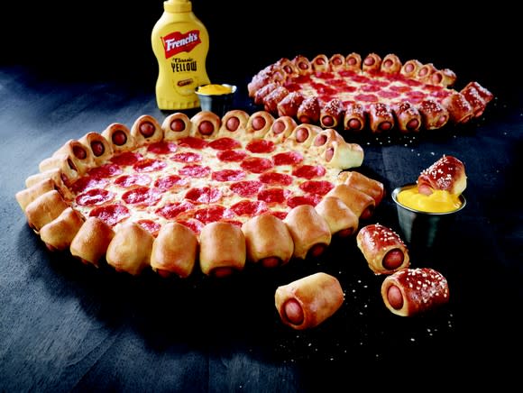 Pizza Hut Hot Dog Bites pizza