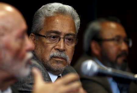 Mexican archaeologist Eduardo Matos Moctezuma speaks next to Mexico's National Archaeology coordinator Pedro Francisco Sanchez and Mexican archaeologist Raul Barrera (L-R) during a news conference at the Anthropology Museum in Mexico City August 20, 2015. REUTERS/Henry Romero