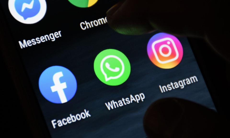 <span>WhatsApp said the change was bringing the age limit in line with the majority of countries and that protections were in place.</span><span>Photograph: Michele Ursi/Alamy</span>