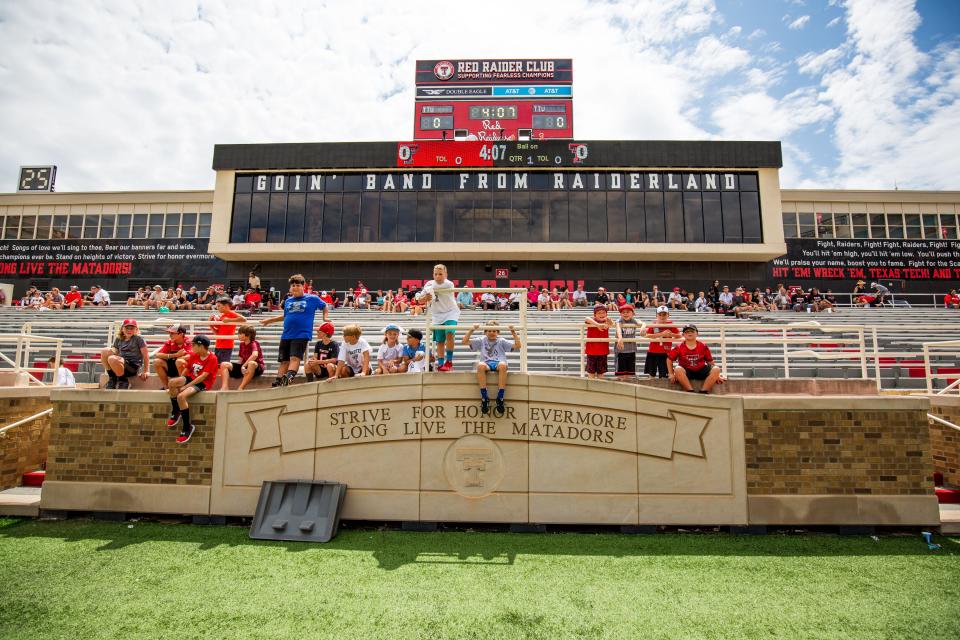 Texas Tech announced Thursday that former Red Raiders player and current Tech System Board of Regents member Cody Campbell is making a $25 million donation toward a south end zone building project. In return for the gift, athletics director Kirby Hocutt said, the Red Raiders' home will be known as Jones AT&T Stadium and Cody Campbell Field.