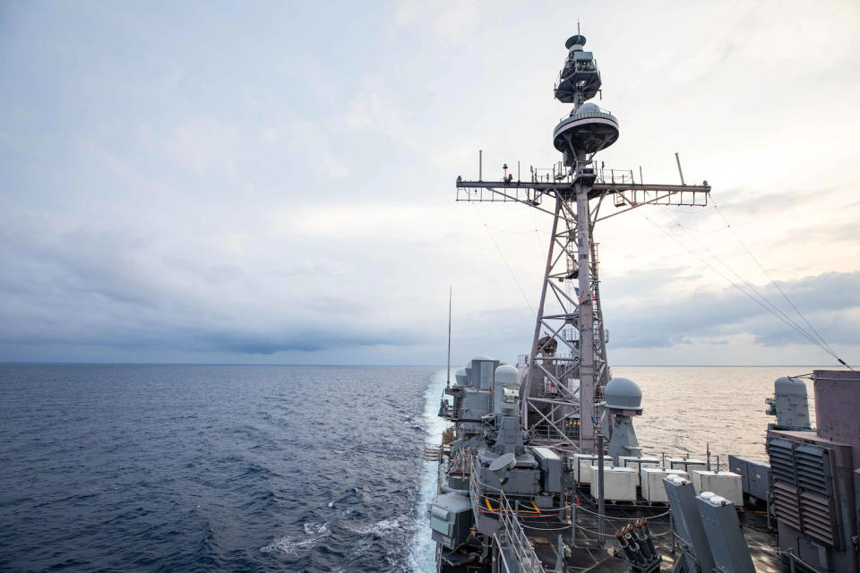 美國海軍第七艦隊發布聲明，兩艘巡洋艦正穿越台灣海峽。   圖:美國海軍第七艦隊網站