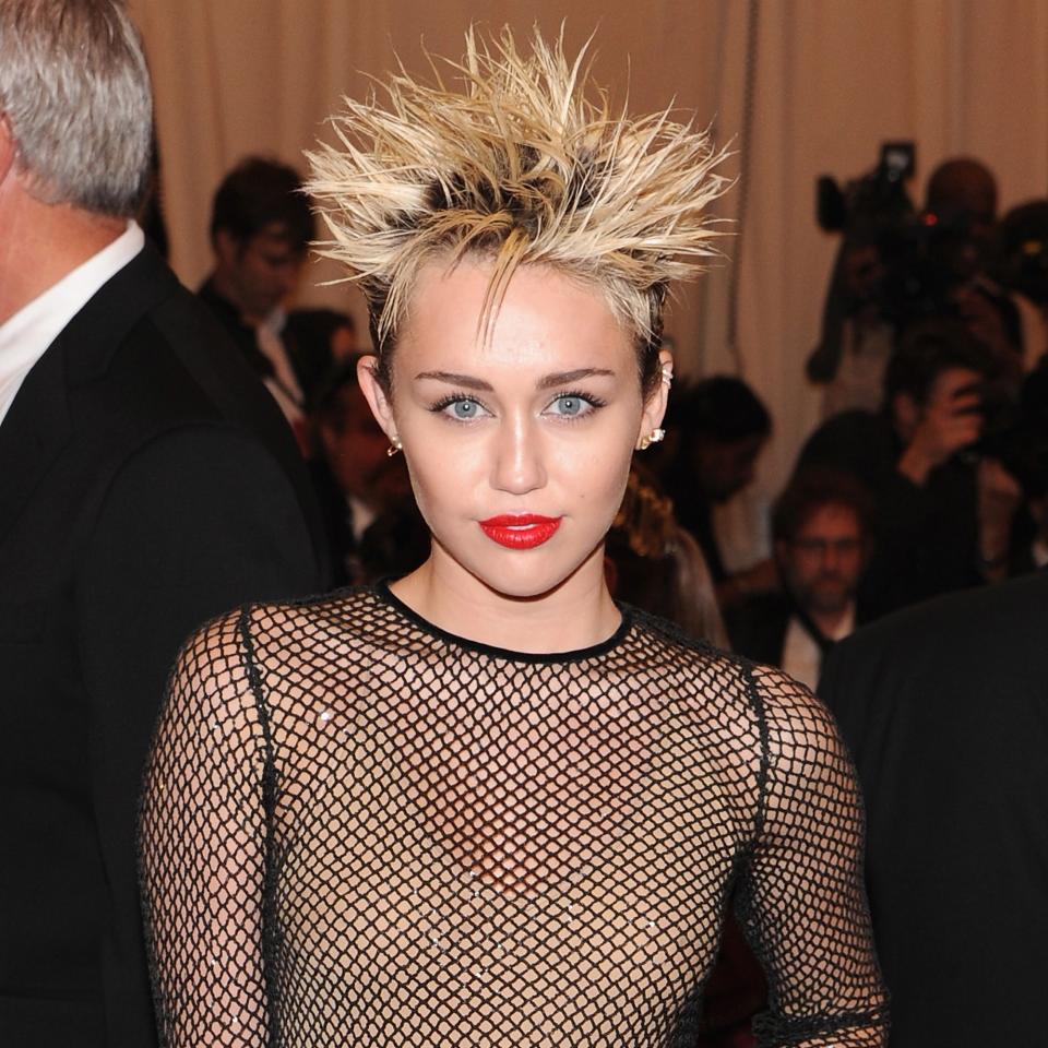 Miley Cyrus, 2013