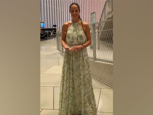 Ana Ivanovic receive Jana Novotna Award (Photo Twitter)