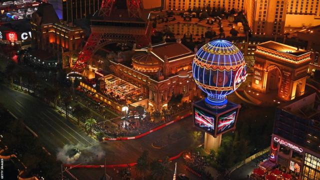 PHOTOS: Remember when F1 was held on Las Vegas Strip at Caesars Palace Grand  Prix?