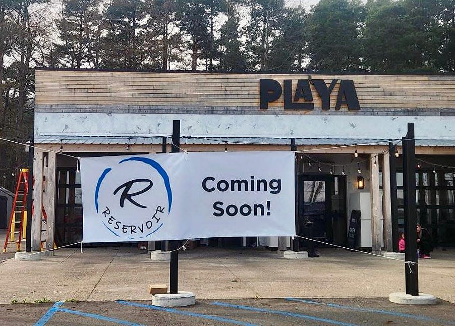 Several months after Playa Tacos and Tequila was listed for sale, a new restaurant is moving in.
