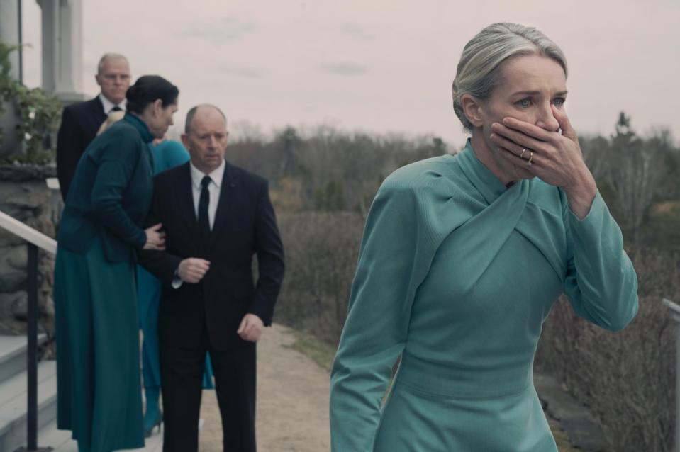 Ever Carradine in ‘The Handmaid’s Tale’ (HULU)