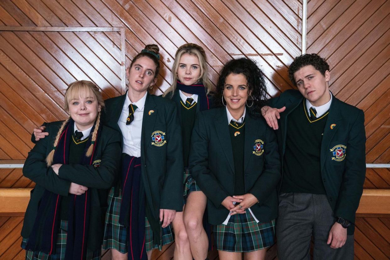 nicola coughlan, louisa clare harland, saoirse monica jackson, jamielee o'donnell, dylan llewellyn, derry girls, season 3