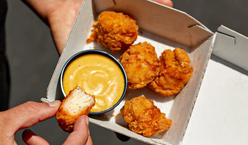 Coming in 2024 from Taco Bell: Crispy Chicken Nuggets, served with two new delectable sauce options: signature Taco Bell sauce or Jalapeño Honey Mustard.