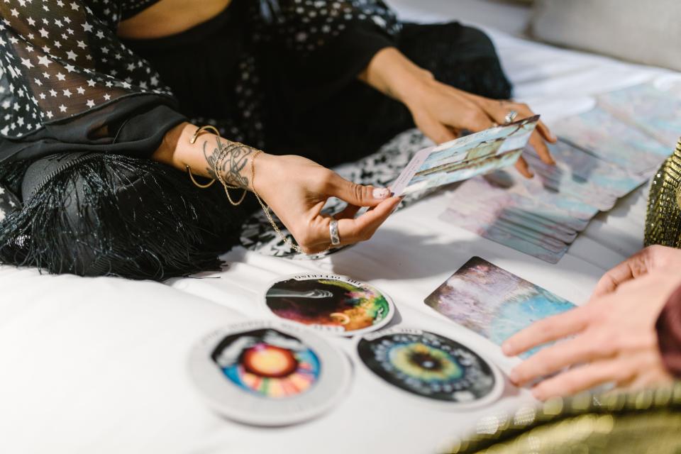 Your Tarot Horoscope Says You’re About to Receive an Exclusive Invitation This Week