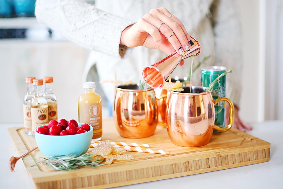 Best Canned & Bottled Margarita, Negroni, and Moscow Mules