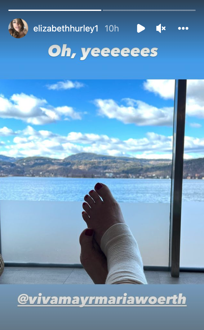 Elizabeth Hurley shares her view from a wellness retreat. (Instagram/Elizabeth Hurley)