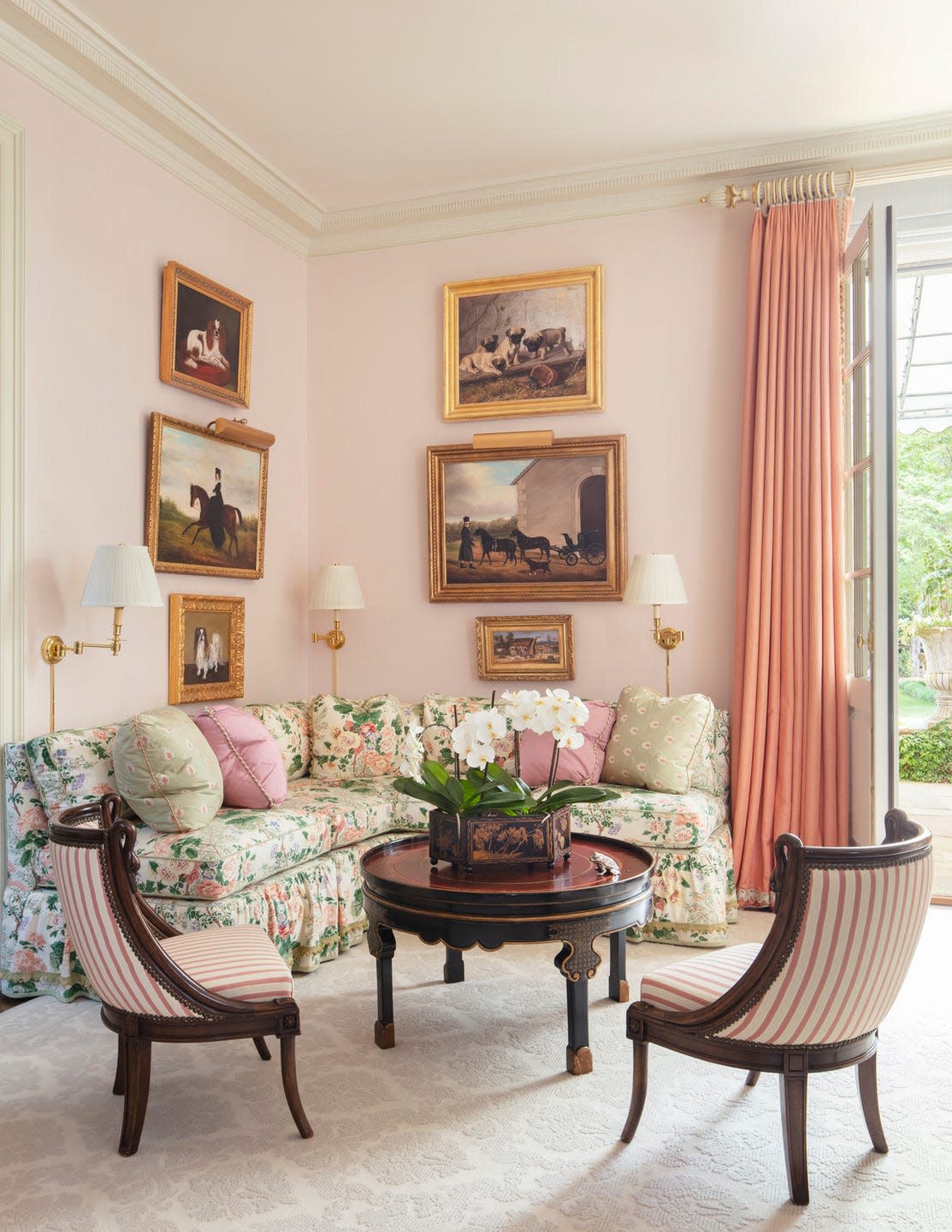 mario buatta south carolina farmhouse living room