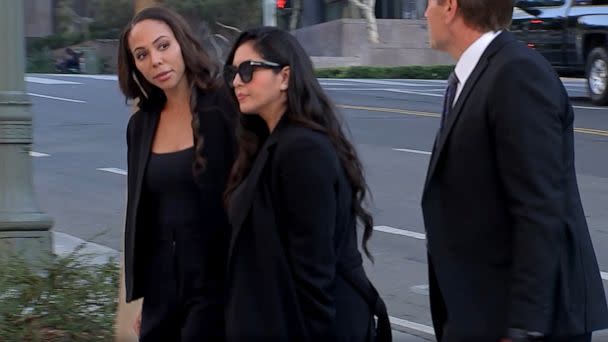 PHOTO: Vanessa Bryant arrives at a federal courthouse in Los Angeles, Aug. 19, 2022. (KABC)