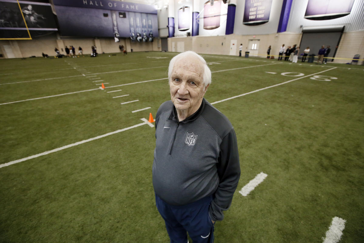 How Cowboys scout Gil Brandt built America's Team and revolutionized  football