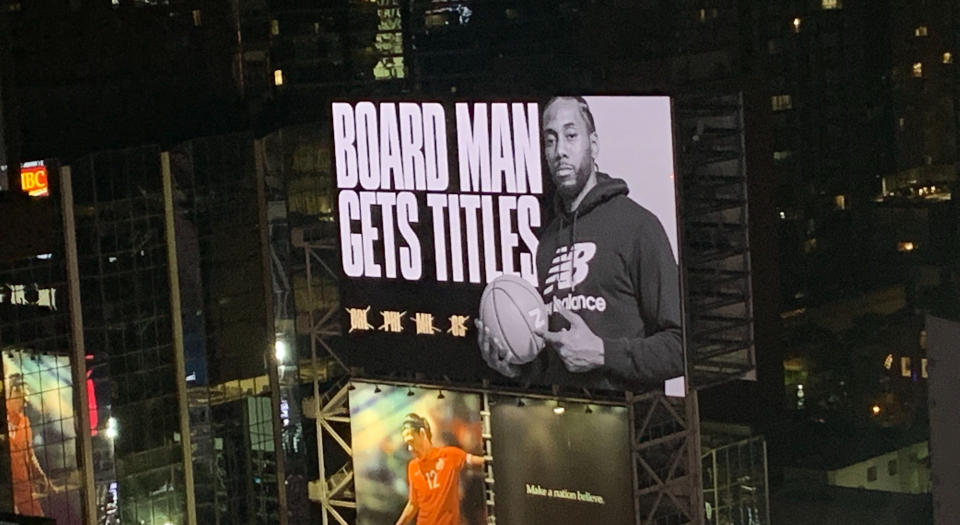 While the city of Toronto celebrated its first NBA championship in franchise history, a Kawhi Leonard billboard took over Yonge-Dundas Square. (Twitter//YahooCASports)