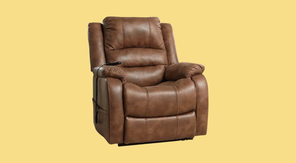 Best gifts for Grandpa 2022: Reclining chair