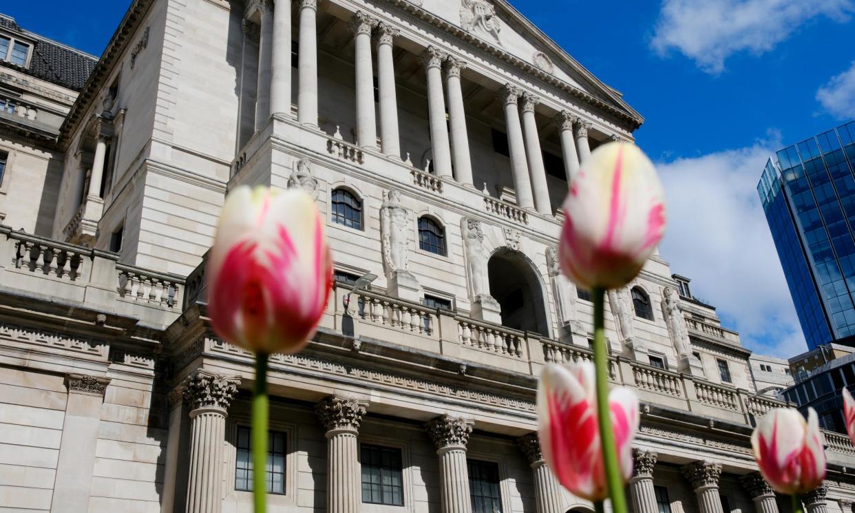 <span>Spring in Threadneedle Street outside the Bank of England. An interest rate decision is due in the week ahead.</span><span>Photograph: Future Publishing/Getty Images</span>