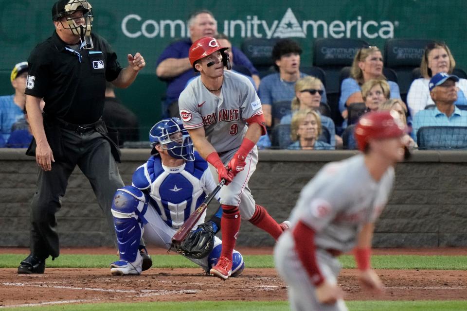 Cincinnati Reds win 5th straight, embrace showdown with World Series