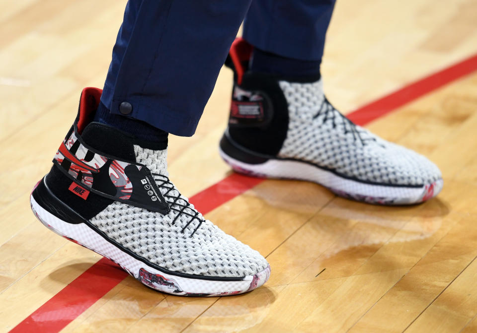 LAS VEGAS, NEVADA - SEPTEMBER 22:  Elena Delle Donne #11 of the Washington Mystics wears Nike Air Zoom UNVRS sneakers during warmups before Game Three of the 2019 WNBA Playoff semifinals against the Las Vegas Aces at the Mandalay Bay Events Center on September 22, 2019 in Las Vegas, Nevada. The Aces defeated the Mystics 92-75. NOTE TO USER: User expressly acknowledges and agrees that, by downloading and or using this photograph, User is consenting to the terms and conditions of the Getty Images License Agreement.  (Photo by Ethan Miller/Getty Images)