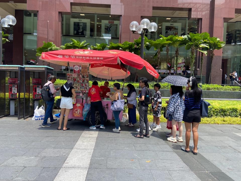 Uncle Chieng Ice Cream - Cart at Orchard