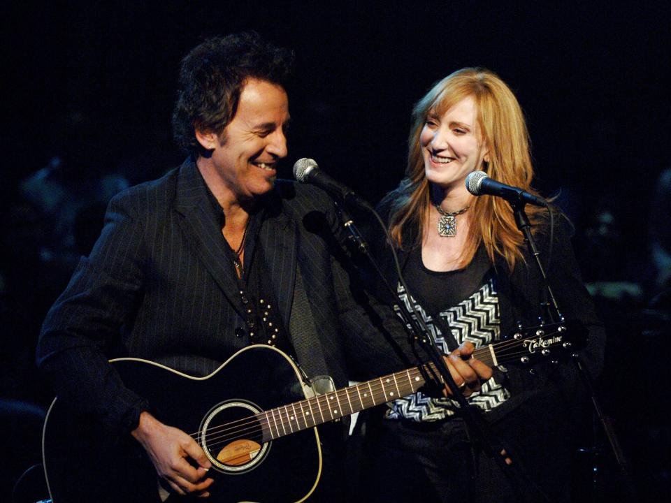 Bruce Springsteen and Patti Scialfa during an acoustic performance taping of "VH1 Storytellers"