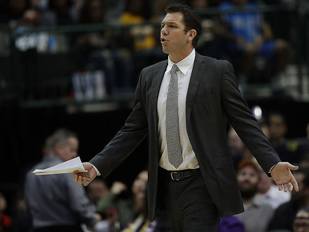 Luke Walton can’t understand why these guys won’t get back. (Getty Images)