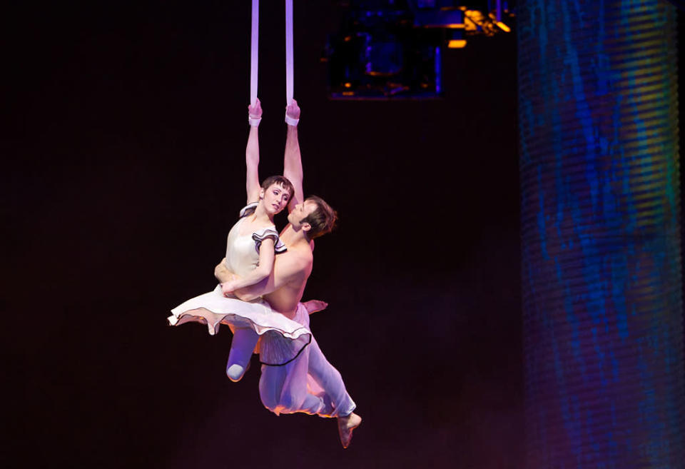 "Cirque Du Soliel: Worlds Apart 3D" Stills