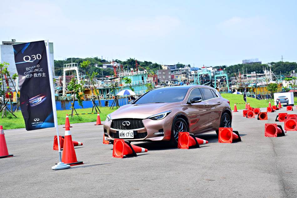 「東瀛A-Class」跨界強襲—全新Infiniti Q30 1.6t風尚版 & 2.0t Sport版試駕