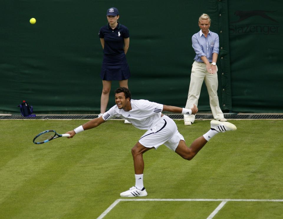 Jo-Wilfried Tsonga in 2009