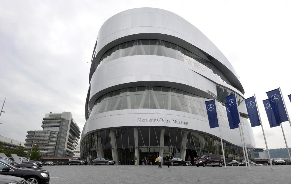 Le musée Mercedes, un des must de la ville de Stuttgart pour les amateurs de voitures. (Photo THOMAS KIENZLE / AFP)