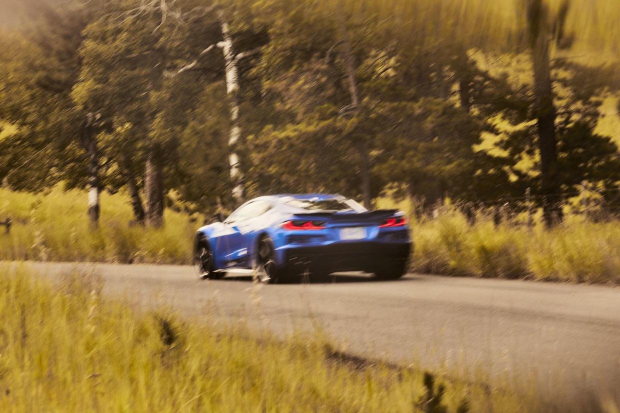 2024 chevrolet corvette e ray