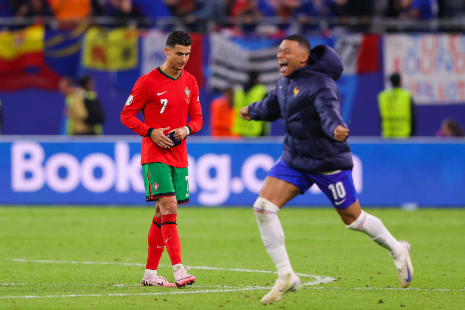葡萄牙球星C羅Cristiano Ronaldo在輸球後，正式卸下國家隊戰袍。(Photo by James Gill - Danehouse/Getty Images)