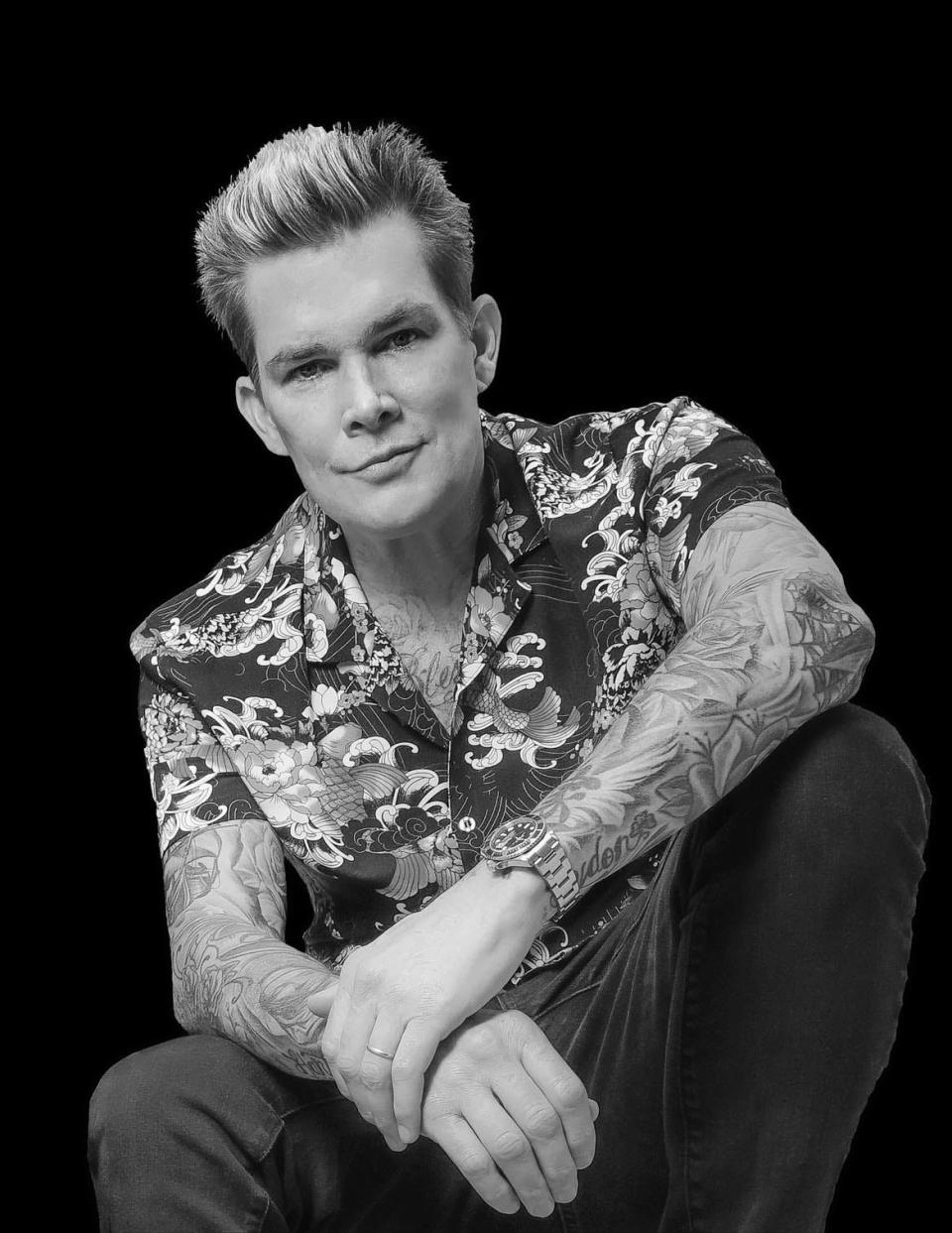 Mark McGrath of Sugar Ray will play Alice Cooper's Christmas Pudding