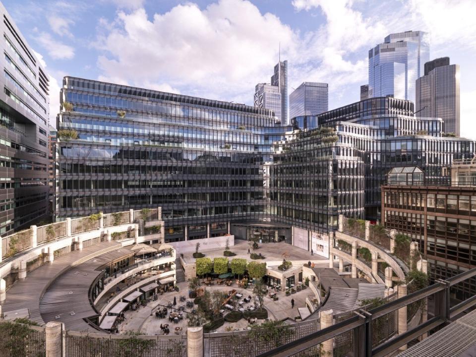 Peel Hunt has a new office at 100 Liverpool Street (press image from PR for Peel Hunt)