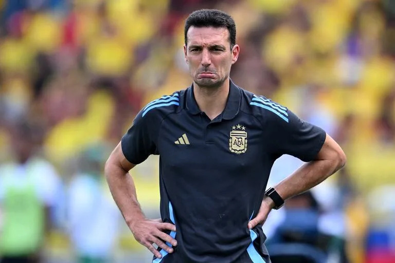 El DT de la Argentina, Lionel Scaloni, está ternado al Balón de Oro entre los entrenadores