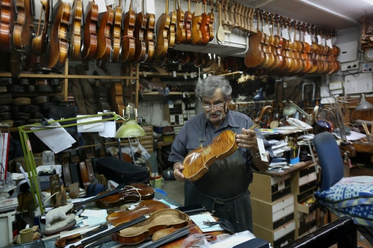 Amnon Weinstein's mission is to find "any violin that escaped the Holocaust, bring it in, repair it and end up with a violin capable of being played in a concert"